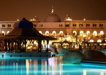 hotel-feature-03